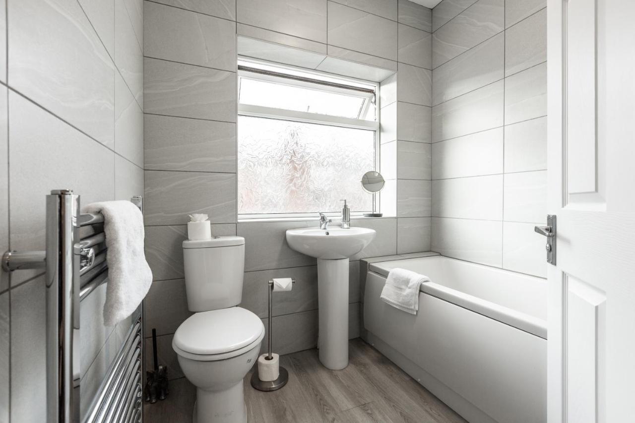 Holiday home Connaught House - Wi-fi, Parking, Contractors Preston (Lancashire)