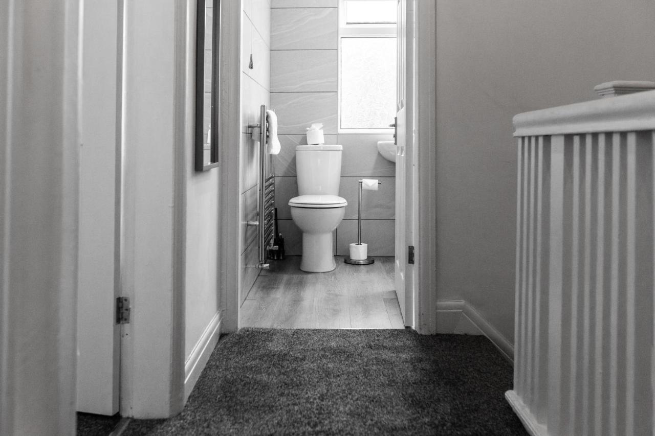 Connaught House - Wi-fi, Parking, Contractors * Preston (Lancashire)